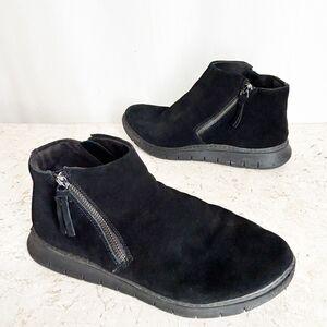Vionic Booties 9.5 Black Suede Leather Shoes Double Zipper Flats Comfortable!